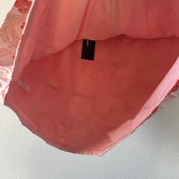 Lulu’s Pink Floral Brocade Mini Skirt Size Medium - Picture 7 of 7